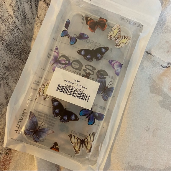 iPhone XR cases - Picture 2 of 3